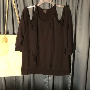 Torrid tattered and torn. (Torrid tub).